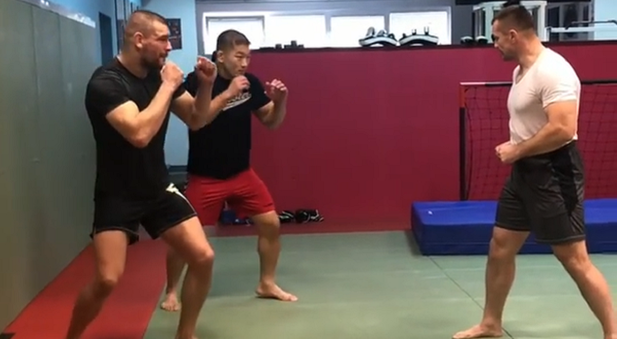 Pogledajte kako to izgleda kad se Cro Cop i njegovi borci zabavljaju na treningu